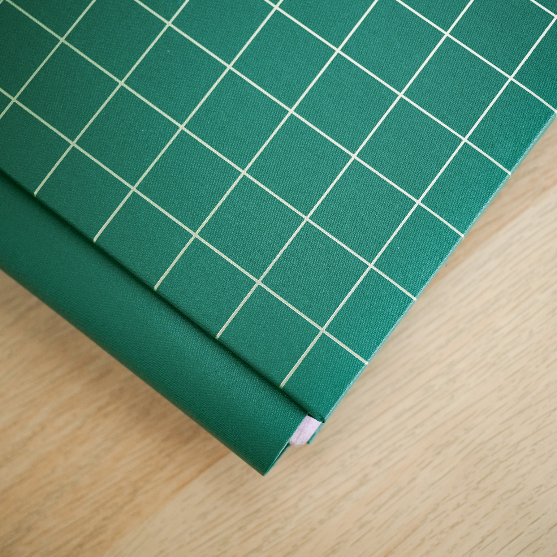 Creative Memories 12x12 Classic Grid Album Cover Hunter Green 665579 02